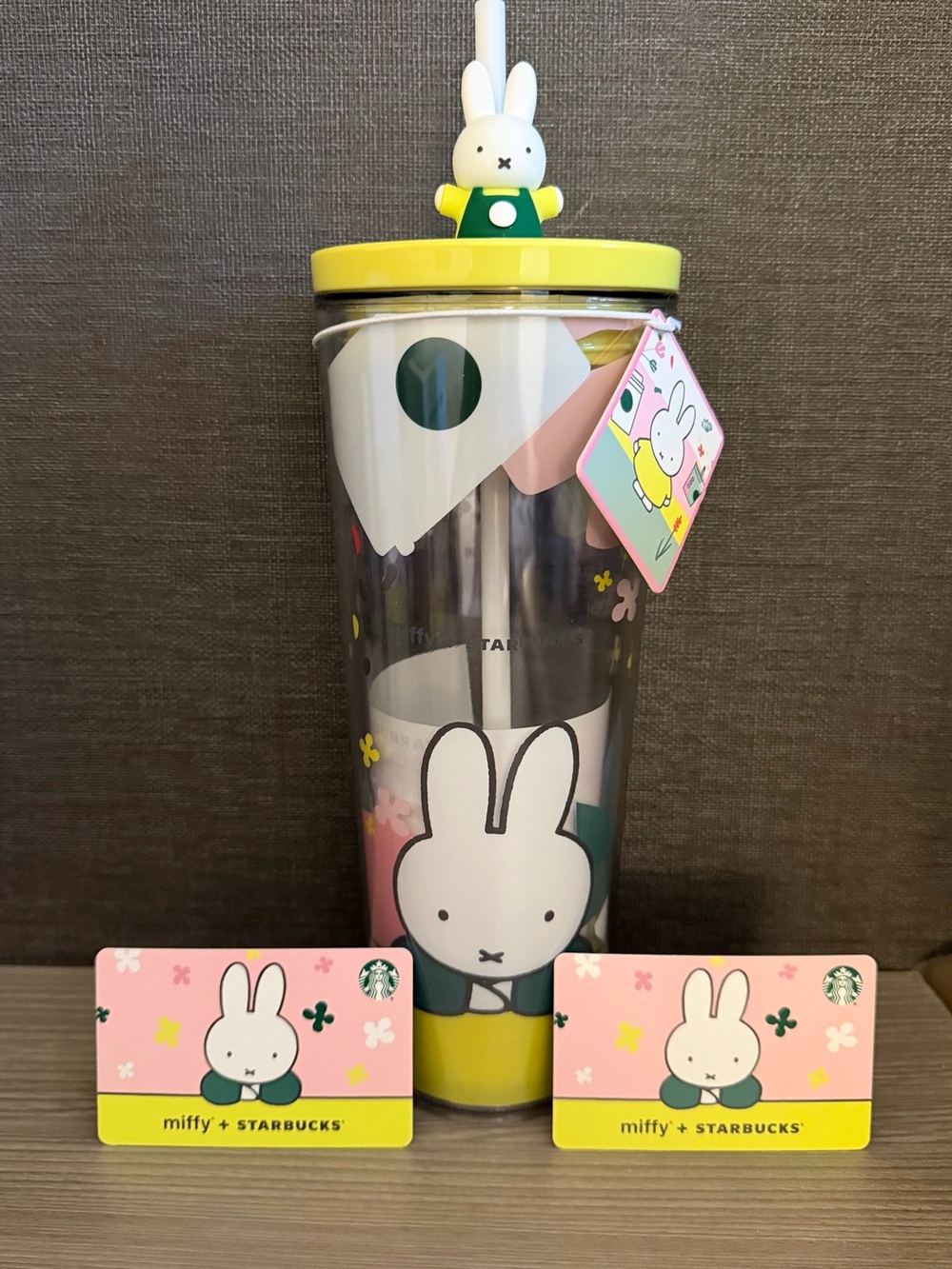 NEW MIFFY+STARBUCKS 24oz TUMBLER MIFFY BARISTA TOP 2 RELOADABLE STARBUCKS CARDS